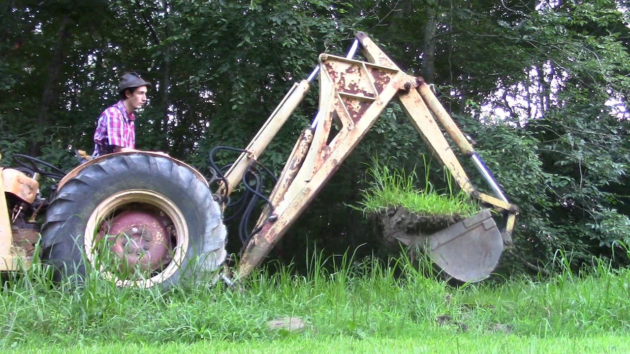 Massey Ferguson 202 Backhoe - First Digs!