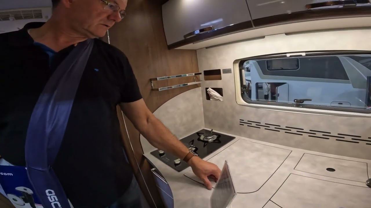 Caravan Salon 2023 Teil 3. Frankia Platin und Titan