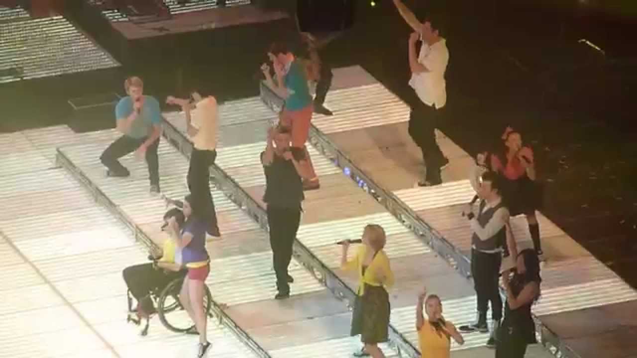 Loser Like Me - Glee Live, London 02