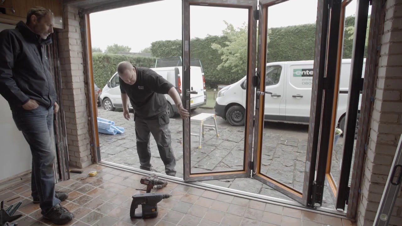 KOMMERLING WarmCore Bi-folding Door Installation Guide