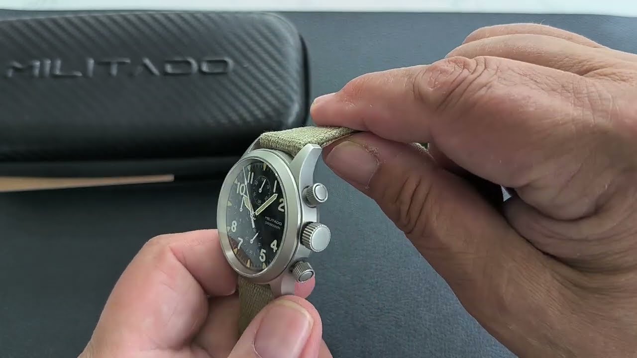 Preiswerter Militär Chronograph