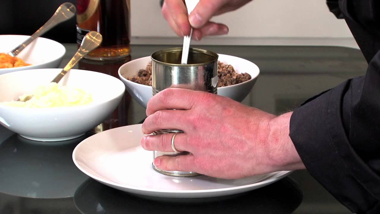 Grant's Haggis Chef Masterclass - Haggis, neeps an' tatties tower