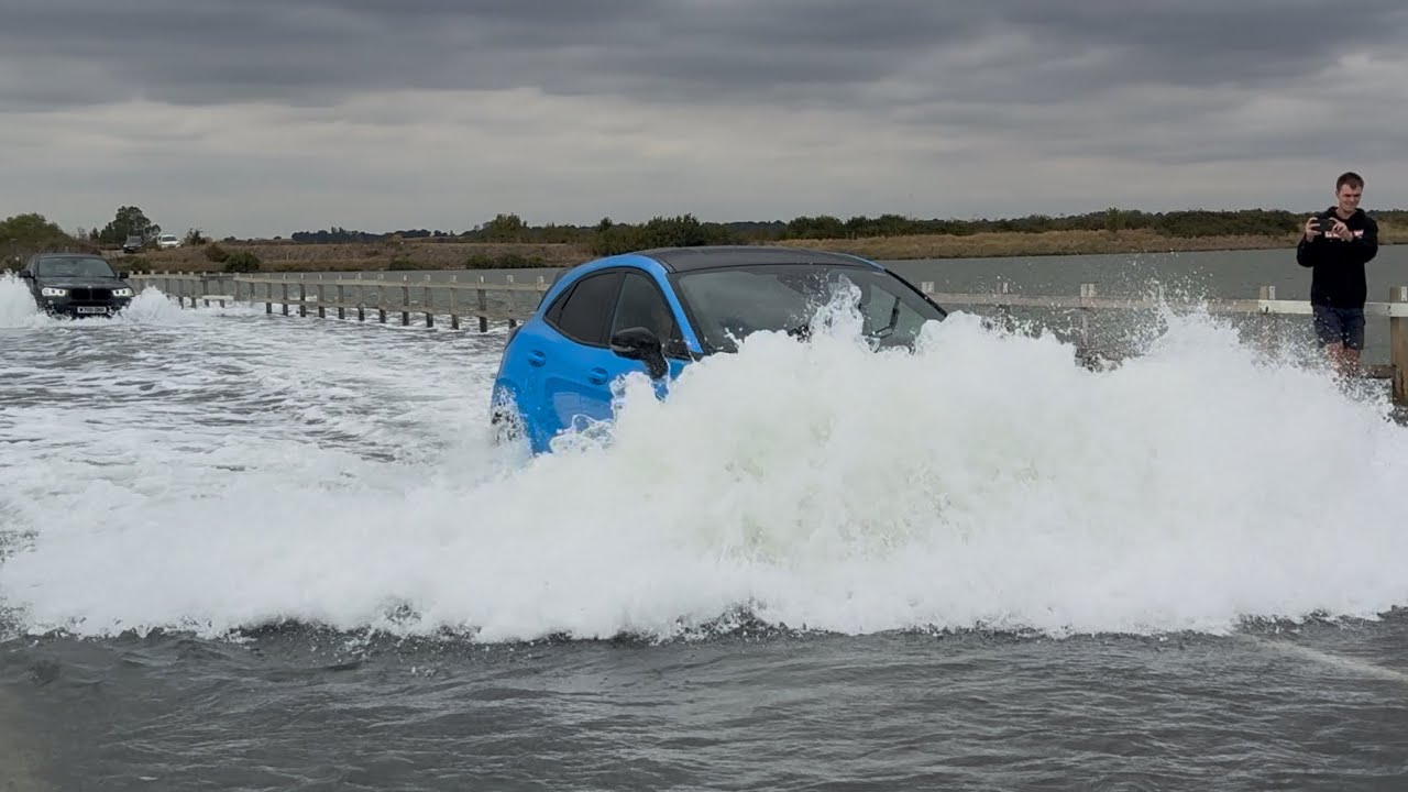 Motorists Ruin Their Vehicles In Salt Water!! || Vehicles vs Sea Water compilation || #218