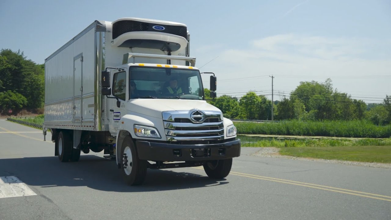 18 to 26 Foot Refrigerated Truck – Non-CDL | Penske Truck Rental