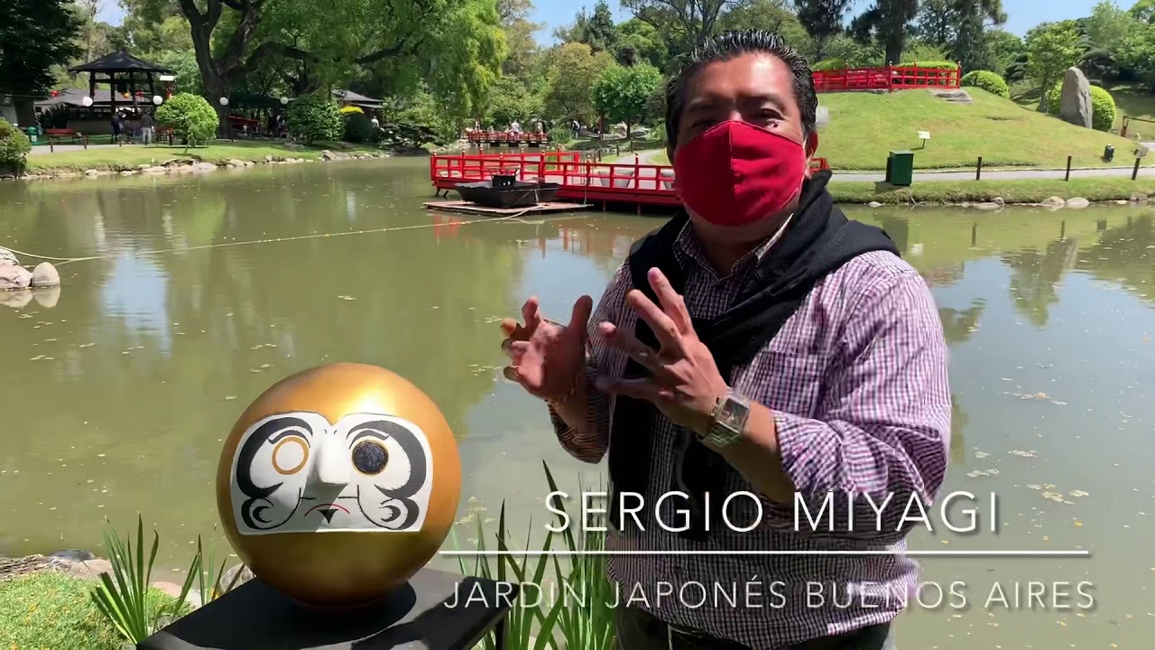La quema del Daruma en el jard&iacute;n Japon&eacute;s de Buenos Aires