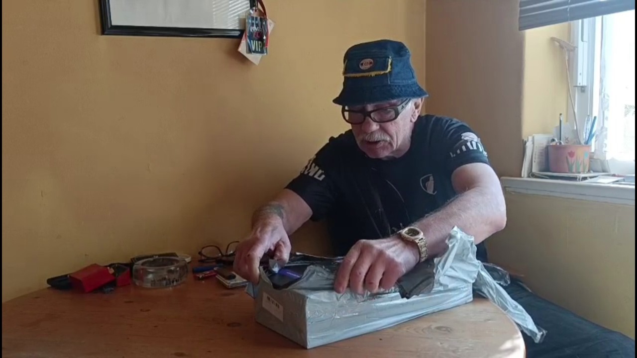 An Unboxing mit Roller Rolf // Mikrofon aus China // Gut oder Schlecht ?