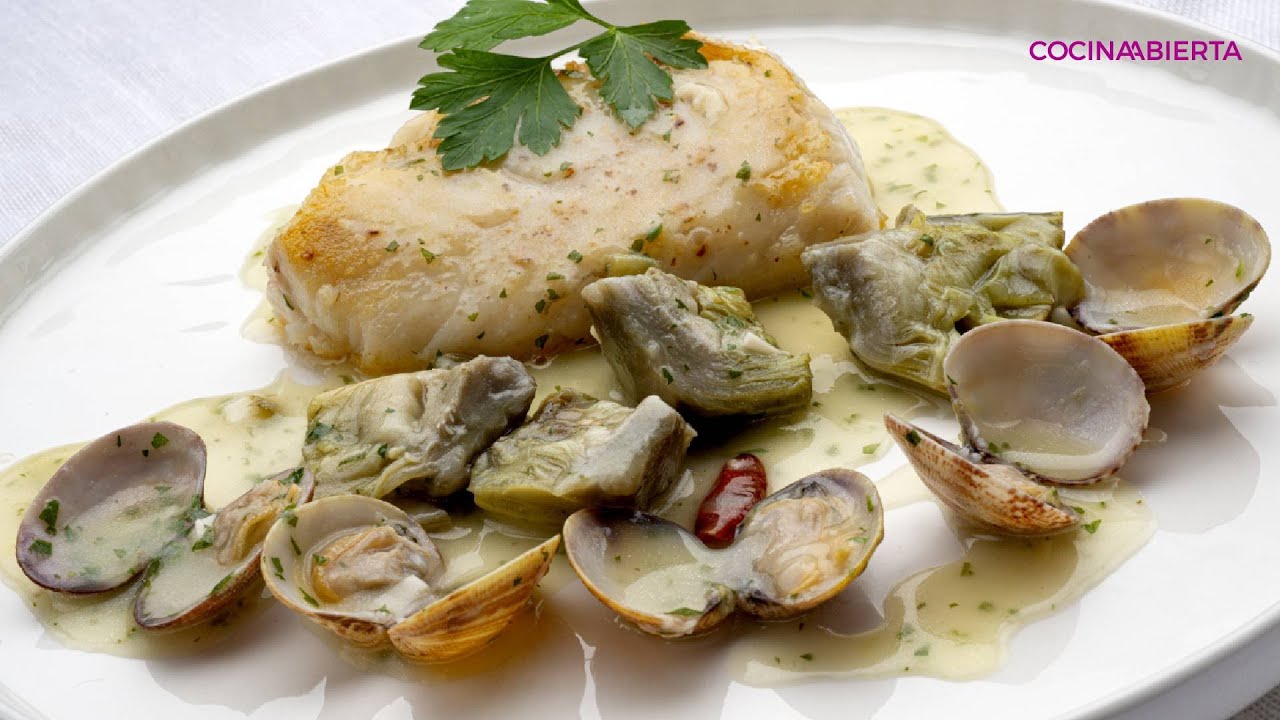 Merluza con almejas y alcachofas // Receta navideña con Karlos Arguiñano
