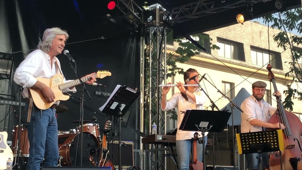 'Chanson d'amour' * Un jour la fête * Big Bazar (Michel Fugain) [Balthazar Quartet]