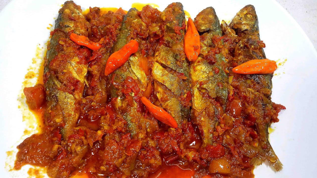 SAYA TIDAK PERNAH BOSAN MASAK IKAN SEPERTI INI, RESEP IKAN KEMBUNG PEDAS