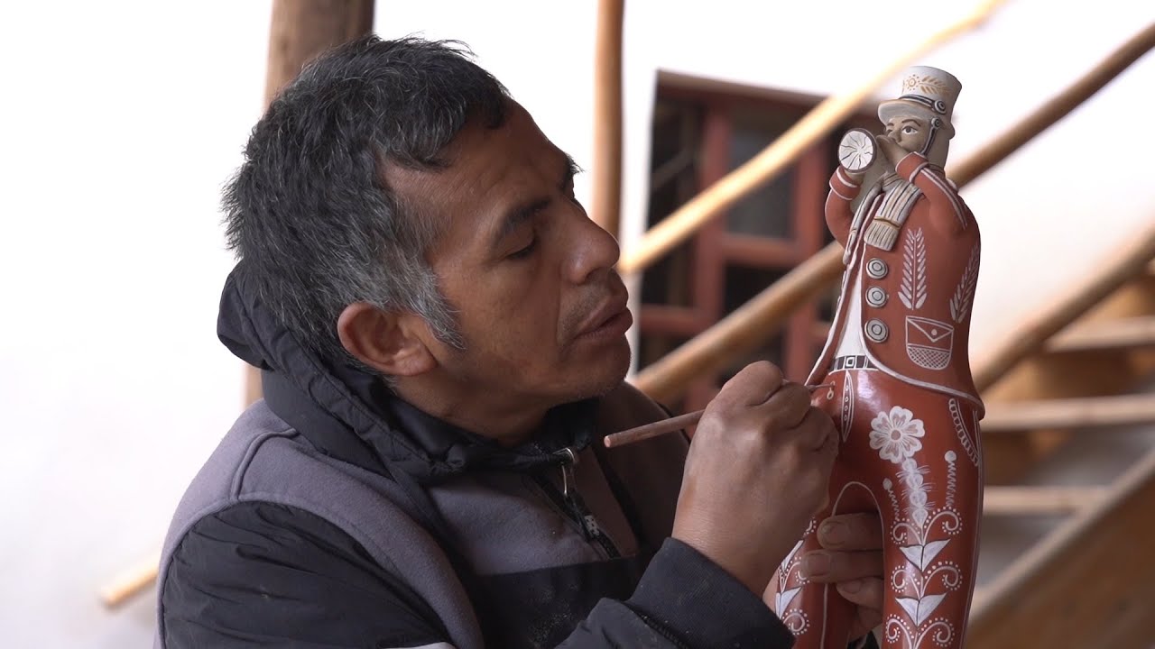 Ruraq maki - Artemio Poma y la cerámica de Quinua