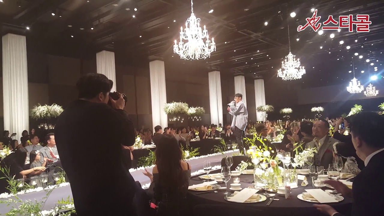 가수 휘성 신나고 달달한 결혼식축가 - 사랑은 맛있다