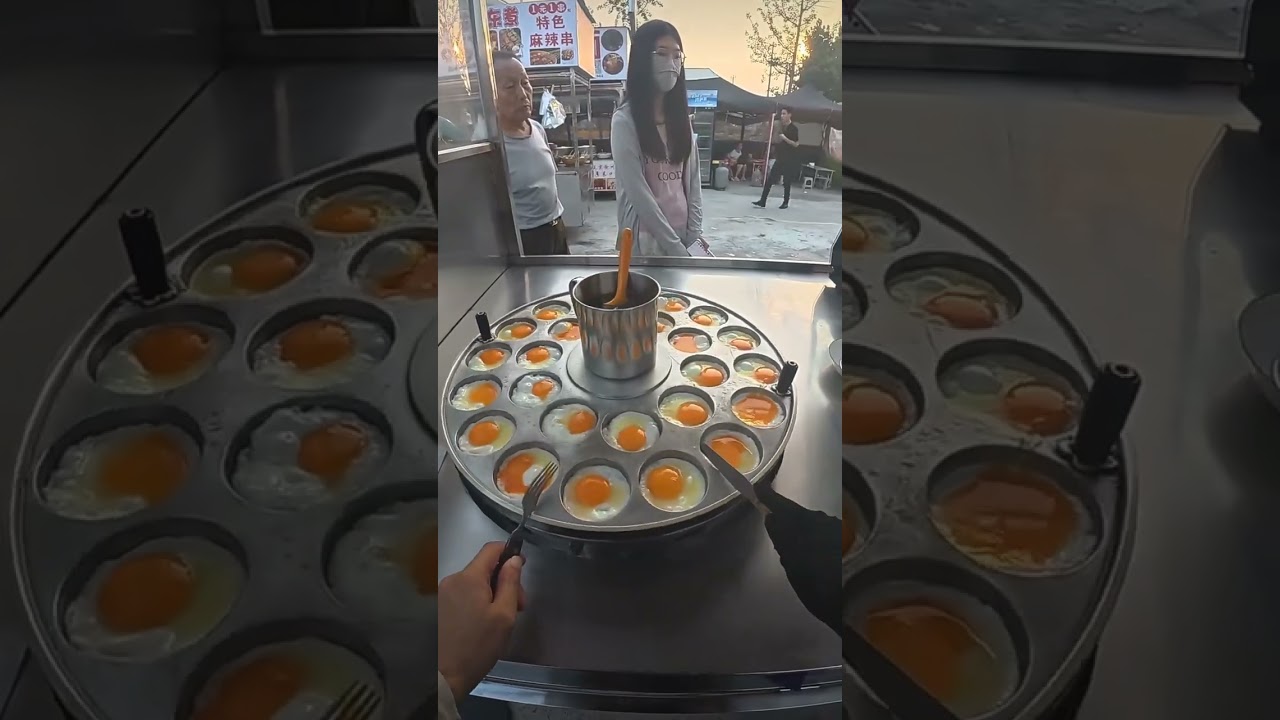 🍳 Smash & Stack! Juicy Egg-Meat Burgers Fried to Perfection on the Streets