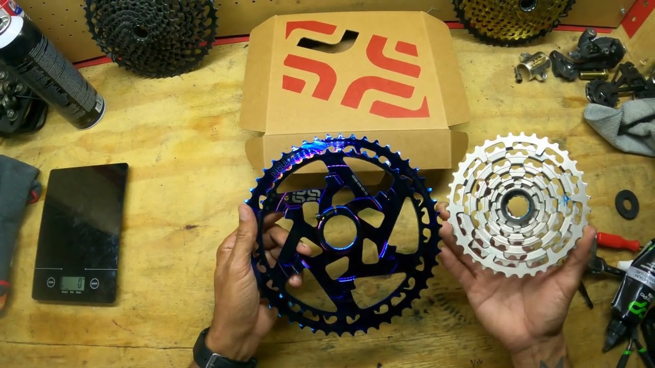 Thirteen Helix R 12 speed cassette