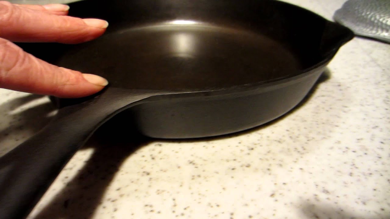 Griswold Victor #9 Skillet