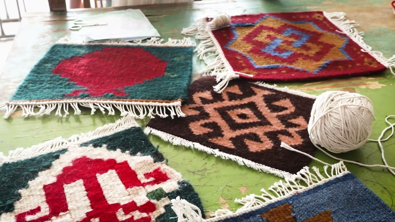 Arar Armenian National Art Center/ Carpet weaving, Rug weaving/ Armenia, Kotayk Region, City Abovyan