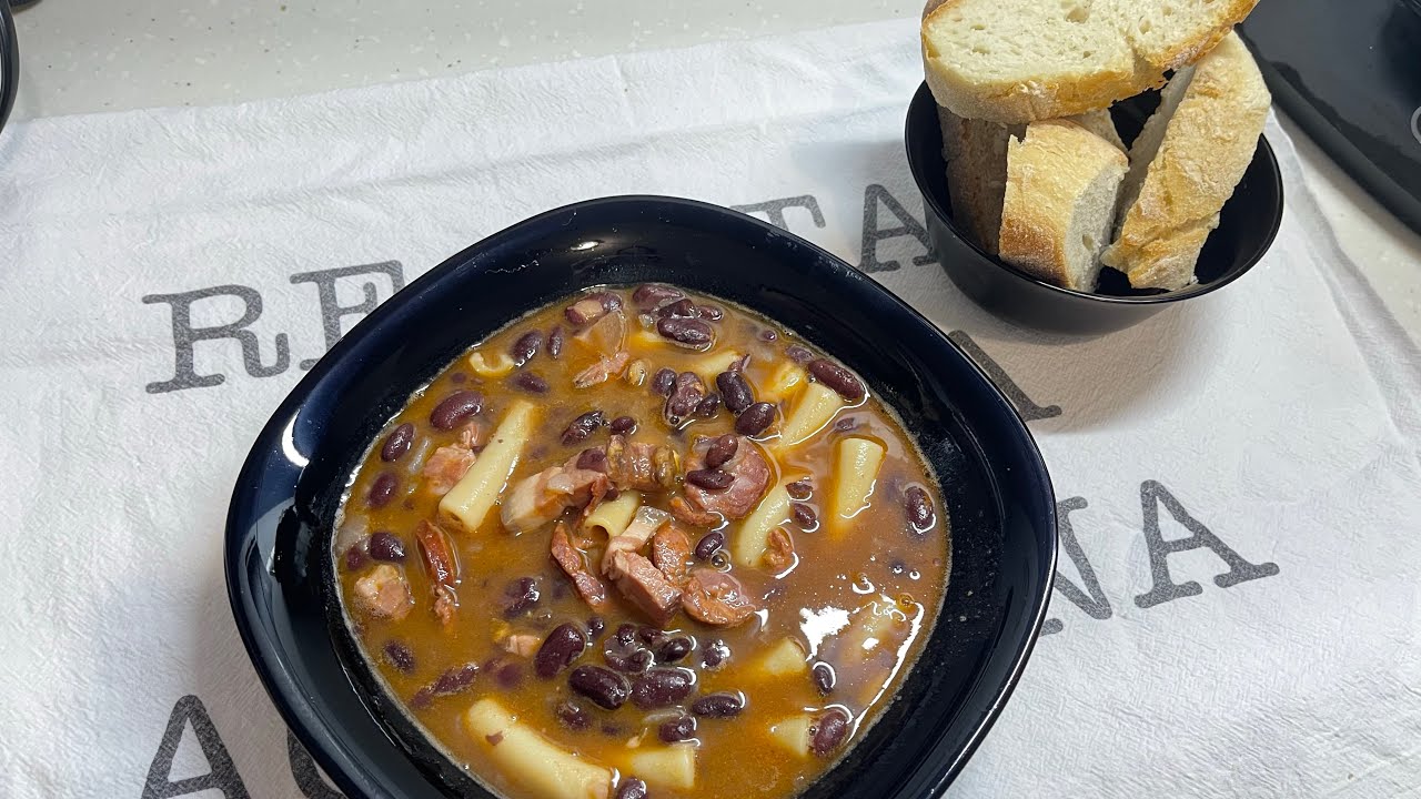 Sopa de feijão vermelho