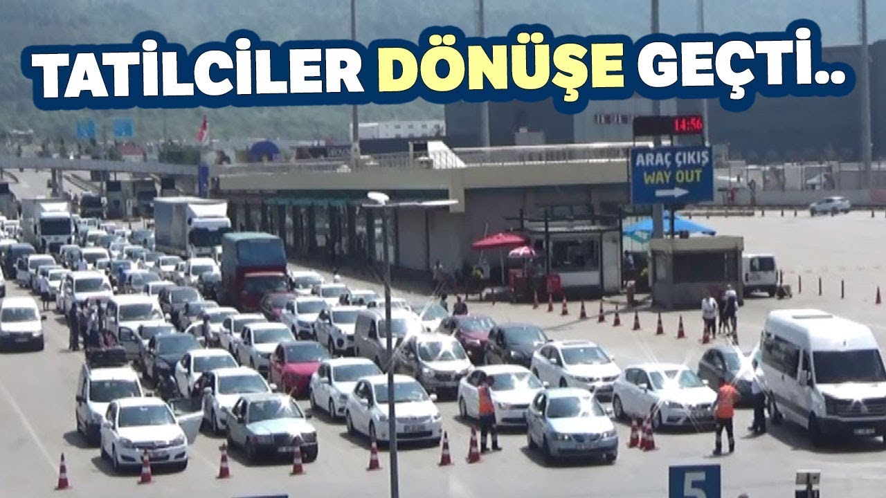 Top&ccedil;ular Feribot İskelesi'nde Yoğunluk Yaşanıyor