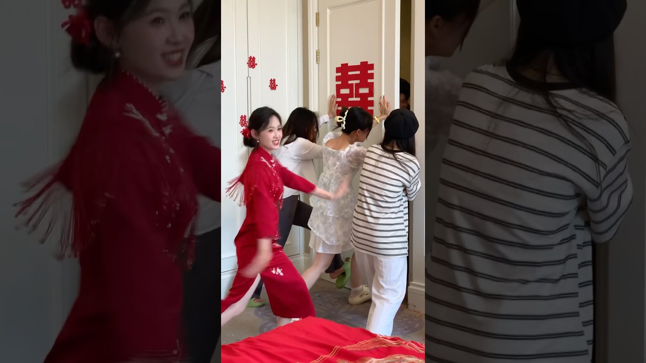 C&ocirc; d&acirc;u chặn cửa ng&agrave;y đ&iacute;nh h&ocirc;n dễ thương qu&aacute; đi #wedding #dressess #shortvideo #cute #dress #beauty