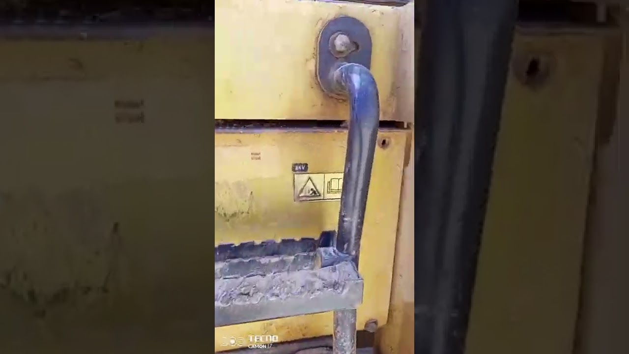reviewing CAT 966H front_end loader.