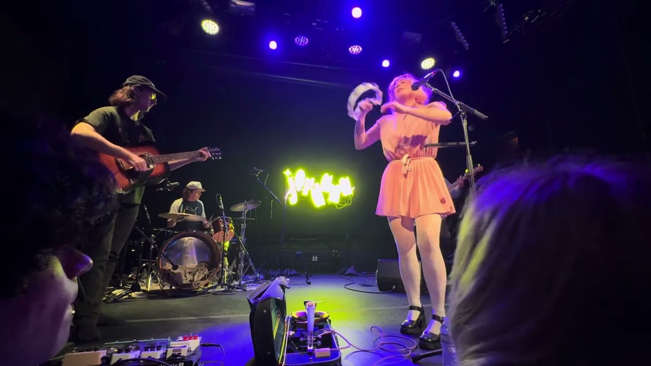 Jordana, “Heart You Hold” Live