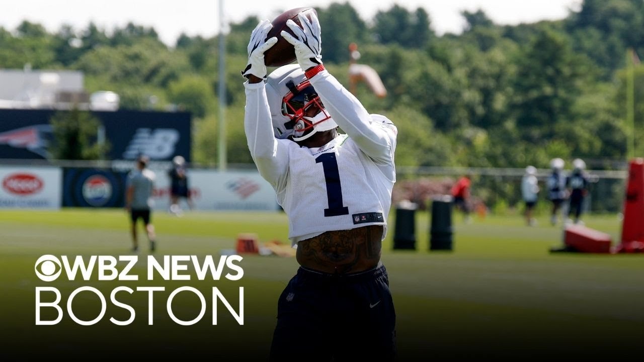 A.J. Brown starting to fit in with Patriots and more takeaways from Day 3 of training camp