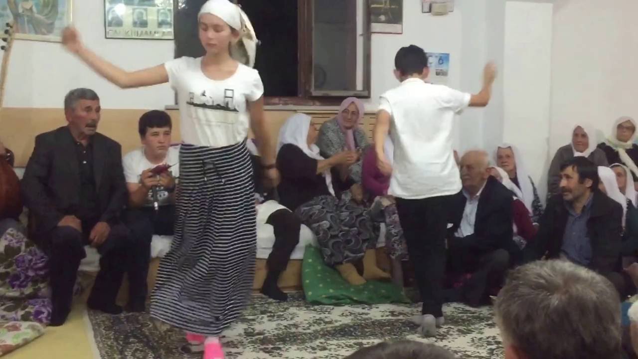 17.09.2016 Ordu Fatsa Kirazbeli Güvenç Abdal Cemevi (Urfa Semahı)
