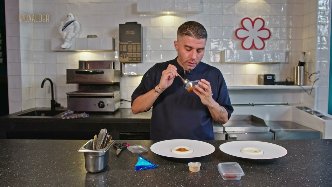 7) Daalder Vegetarian Experience Cheesecake