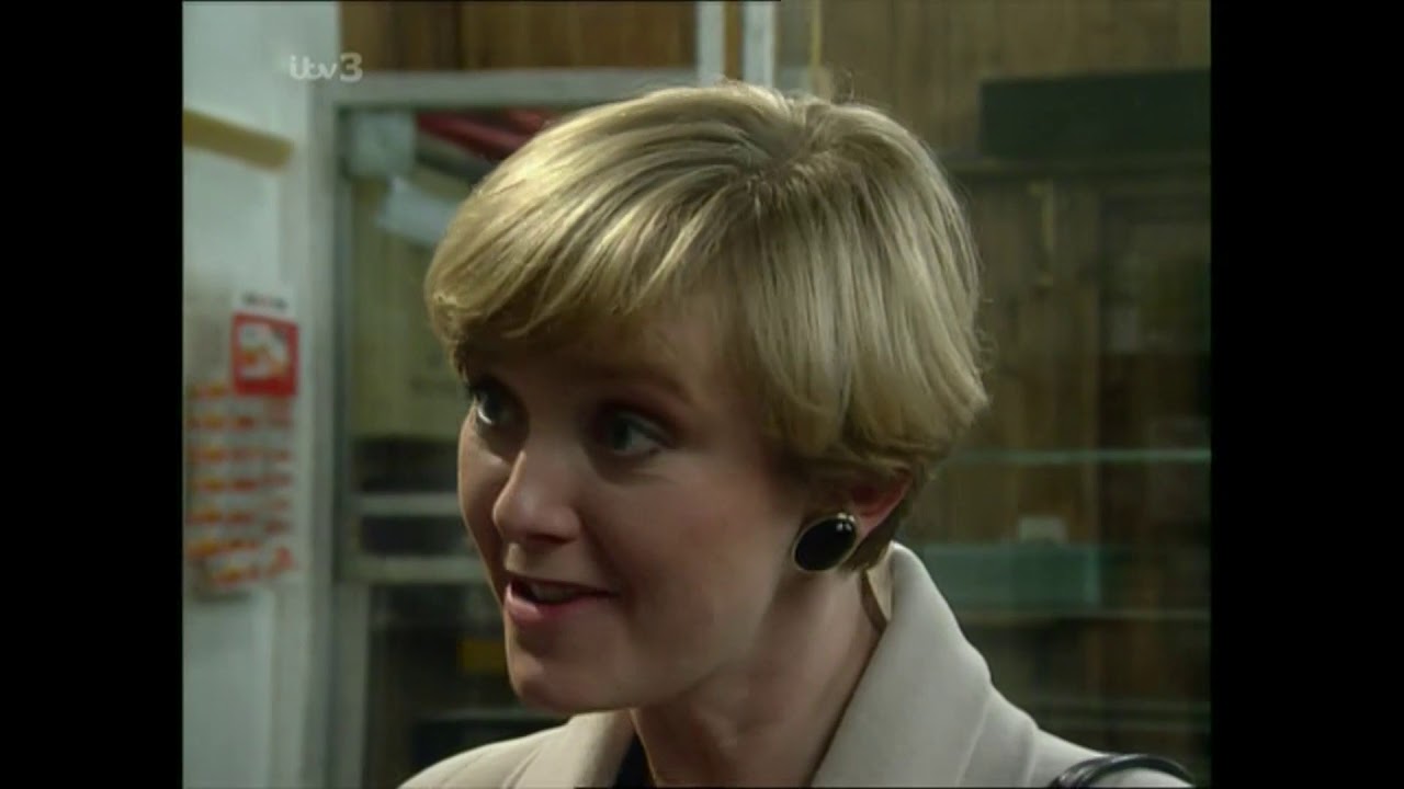 Emmerdale 8th February 1994