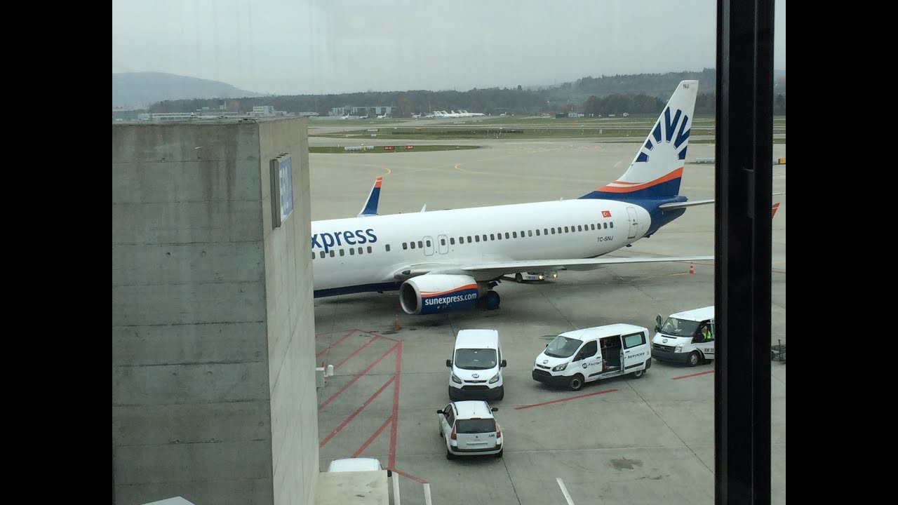 SunExpress Boeing 737-800 Zurich - Antalya *Full Flight* with bad surprises