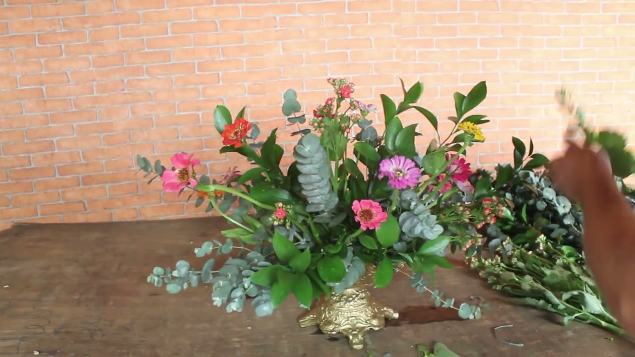 Como fazer arranjo com flor do campo para mesa de café ‹ Art Fleur ›