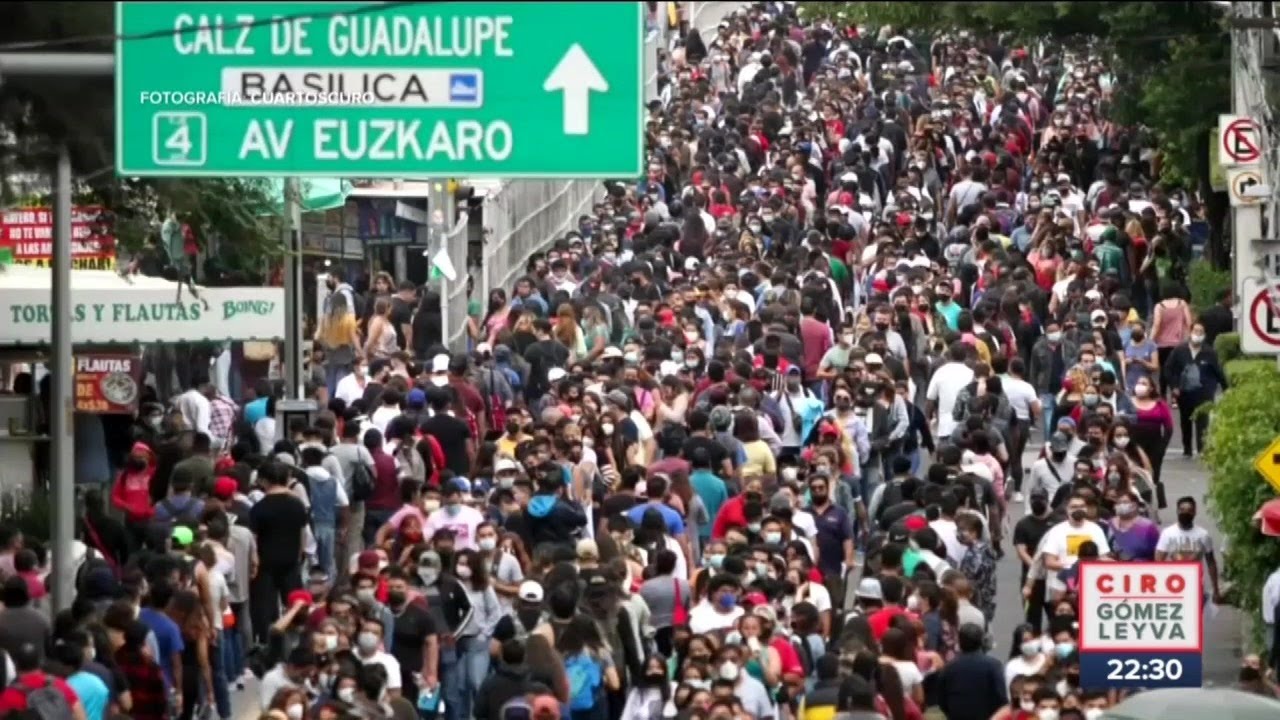 Jóvenes saturan sedes de vacunación en la CDMX; así lució Prepa 9 | Noticias con Ciro Gómez Leyva