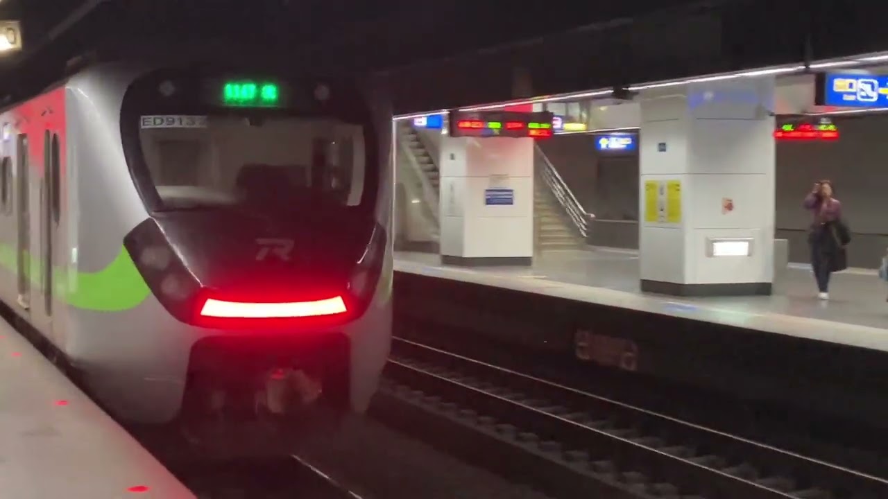 3/4日台鐵松山車站列車