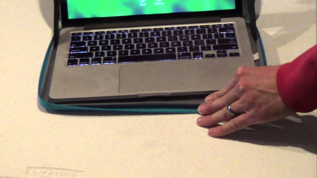 Thule Gauntlet TAS 113 Macbook Pro Retina Review