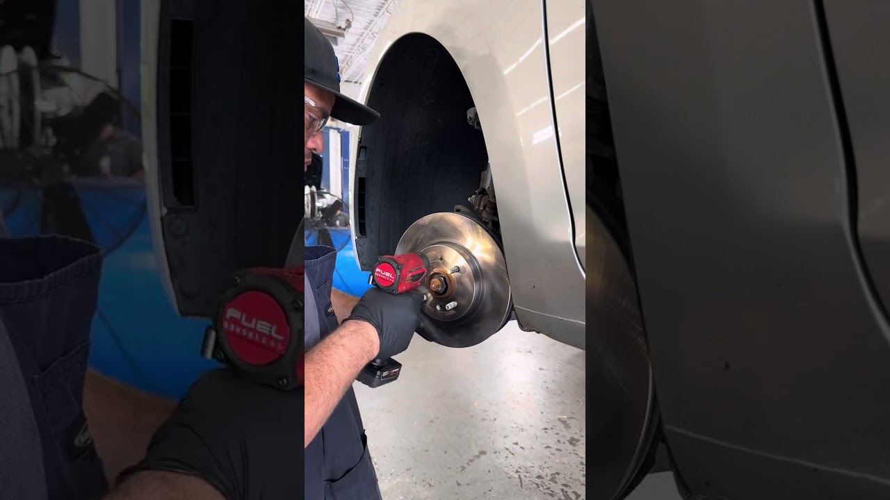 Hyundai accent 2017 instalación de espárrago de rueda