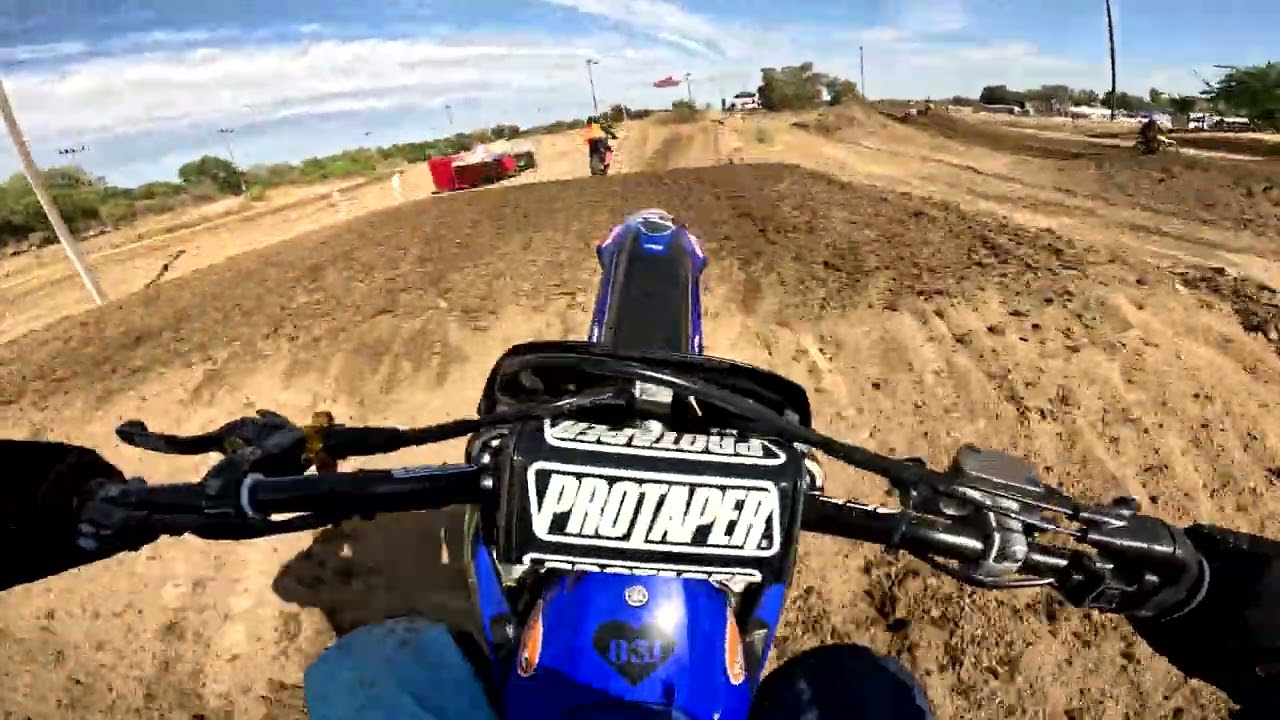Riverfront 2Stroke 2024 - Moto 1