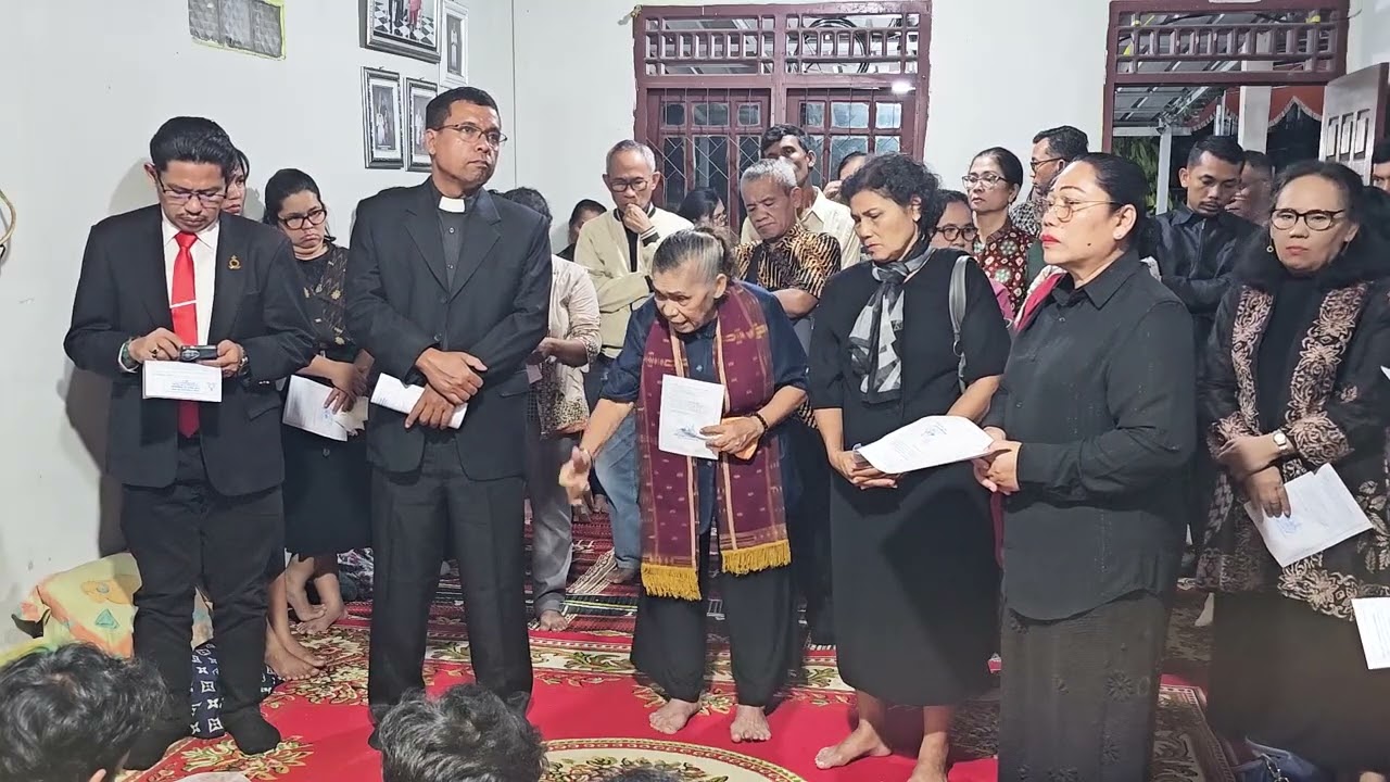 Acara Pangapulion Huria Atas Meninggalnya Ibu Yenti Tiurma br Rajagukguk (Istri St J Sihombing)