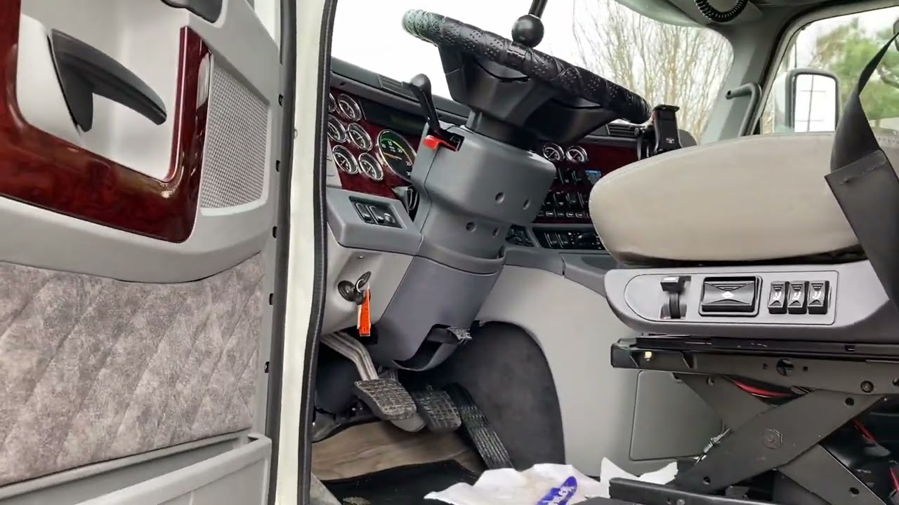 2020 freightliner Coronado glider kit