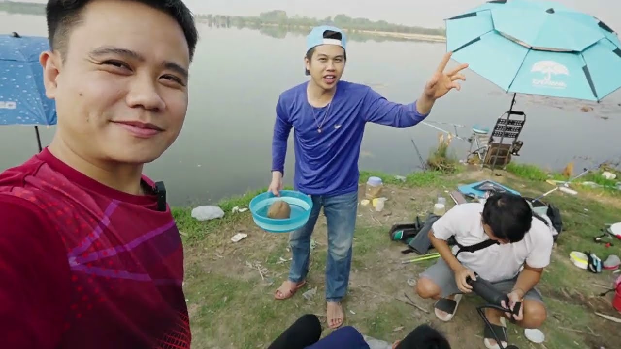 Lần Đầu Làm Gà Đắp Đất Sét - 24H Có Gì Ăn Nấy Trên Hồ Sapporo.