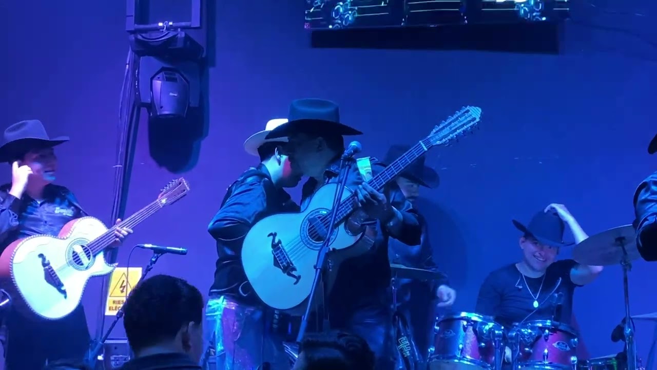 Canelos de Durango FT Chuy De Chavalones De Durango (2025) 