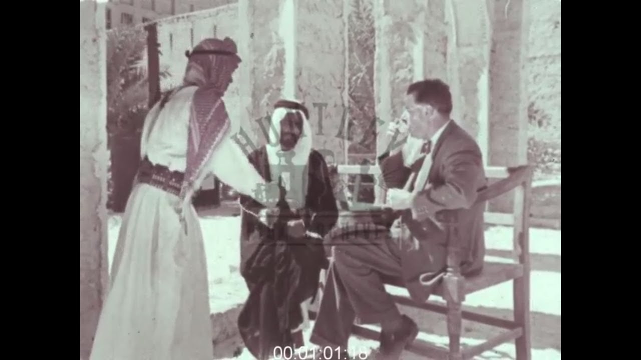 Khalifa Bin Yousef meets Westerner in Qasr Al Hosn, 1950s - Film 1090163