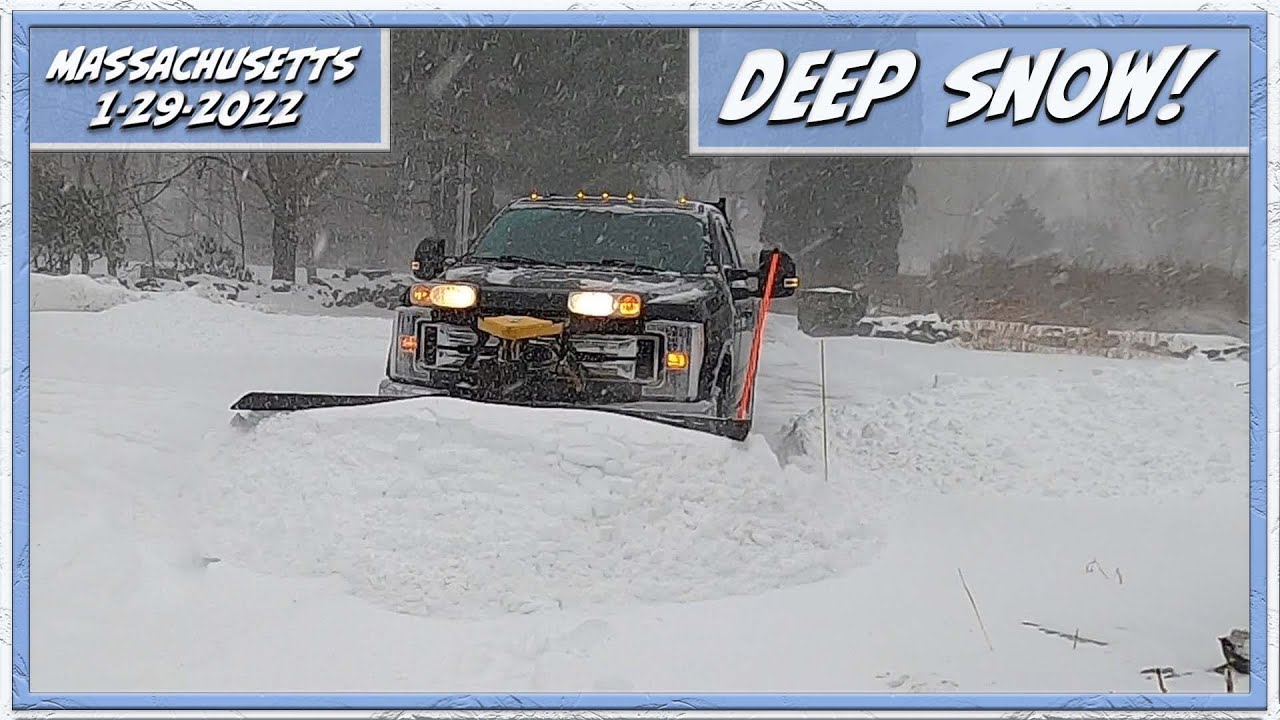 Plowing a Large Driveway (Real Time)