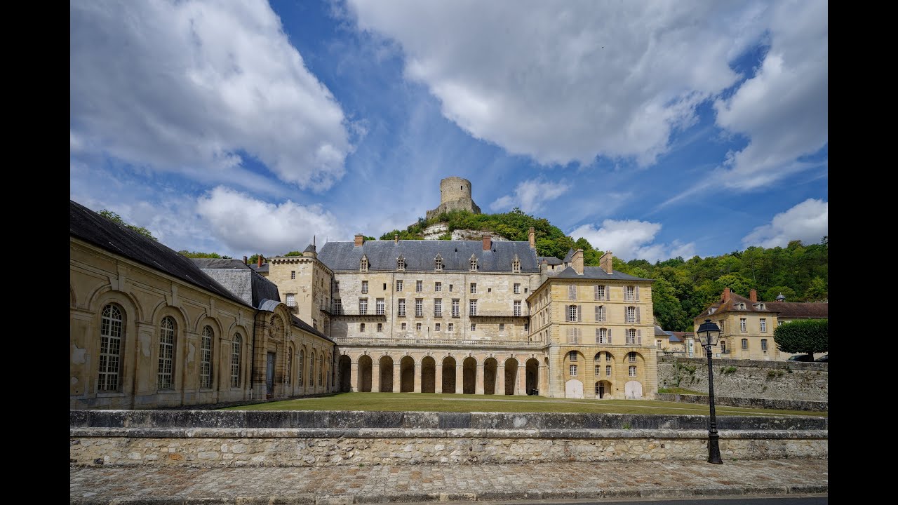 Le château de la Roche Guyon 4K - Région Île-de-France - France