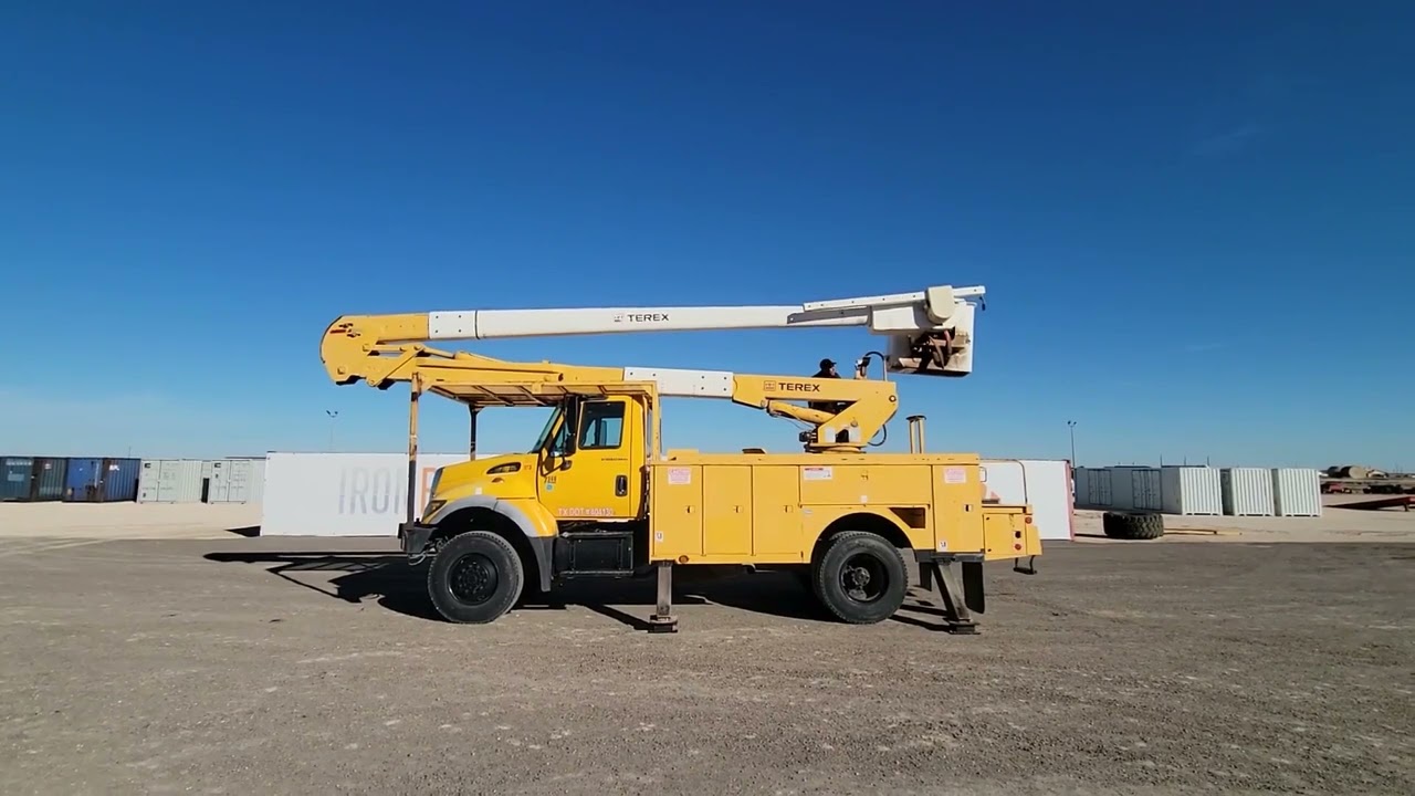 TEREX BUCKET TRUCK 126973 For Sale