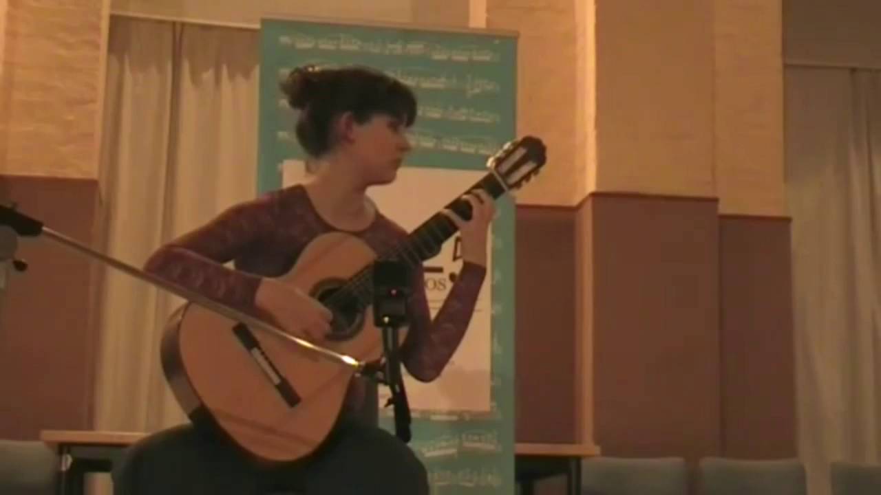 Preludio BWV 1006 de J. S. Bach - Paola Hermosín