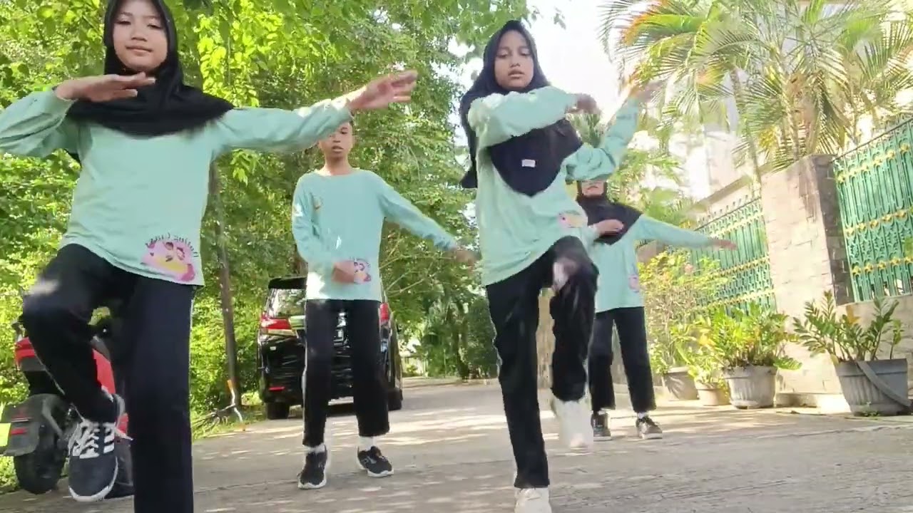 Senam Anak Indonesia Hebat SDS Pembangunan AL - HIKMAH 
