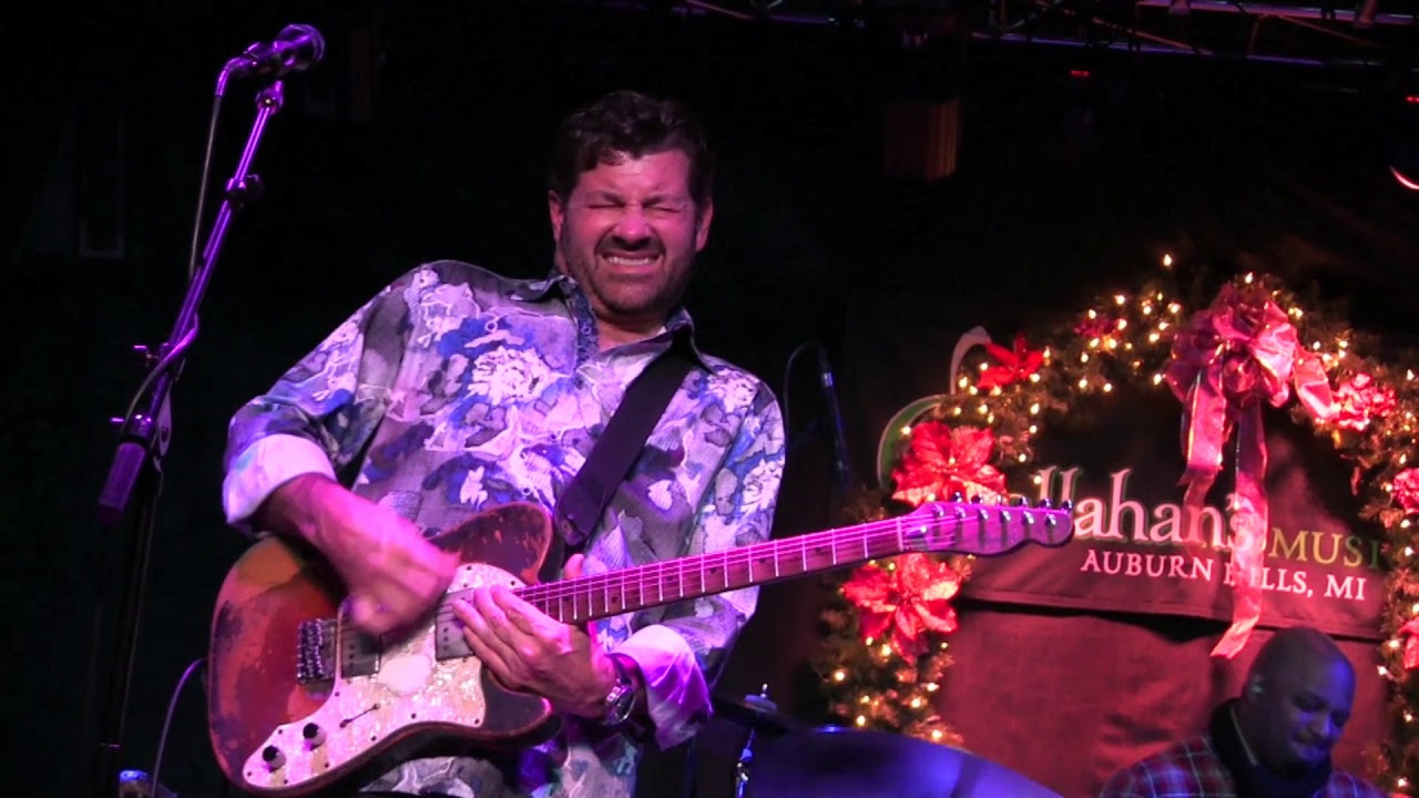 ''WE MAKE A GOOD GUMBO'' - TAB BENOIT @ Callahan's, Dec 2017  (1080HD)