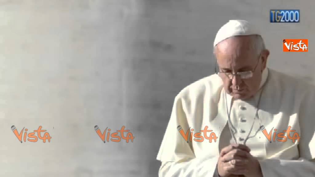 PARIGI, PAPA FRANCESCO: SONO COMMOSSO ADDOLORATO E PREGO PER IL POPOLO FRANCESE
