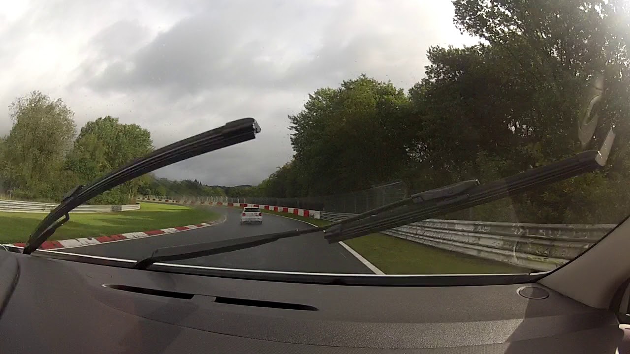 09.09.2017 - Nürburgring Nordschleife - Golf 7 R - Crash @ Bergwerk