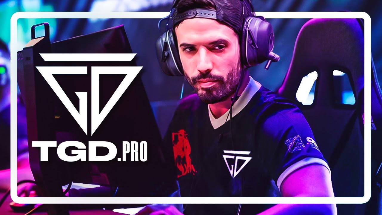 AS&Iacute; JUEGA FLIPIN CON 12.500 HORAS EN CS2 | TGD.pro