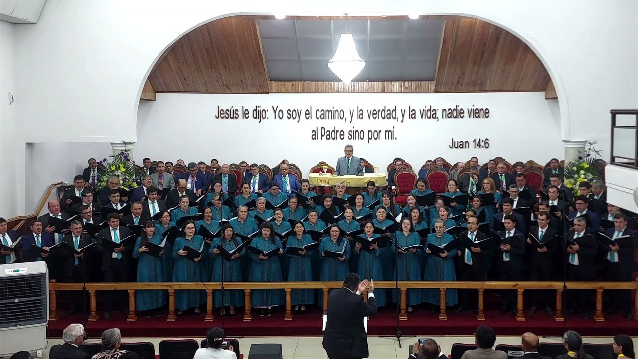 Santo es Él | Coro Central IEP Chillán | Conferencia Internacional de Pastores Chillán